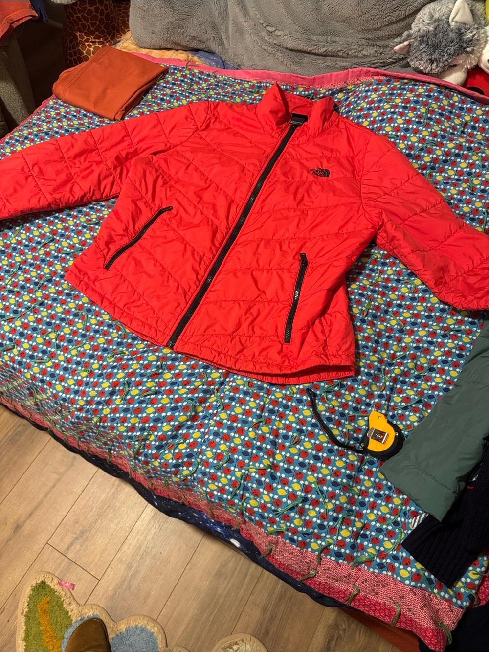 The North Face Puffer Women’s in “TNF Red”